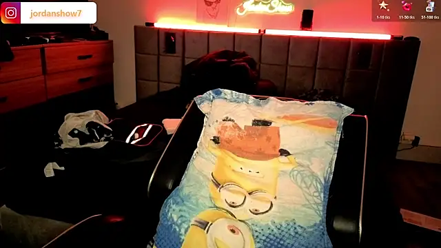 JordanShow live sex cam