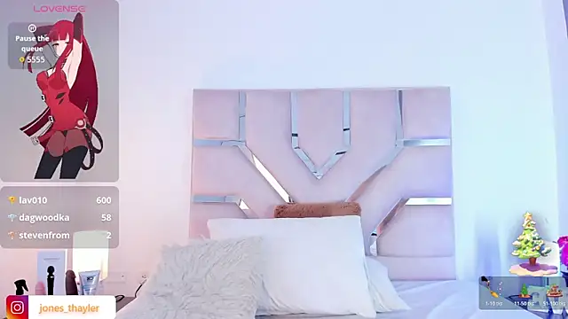 Thayler_jones's cam snapshot