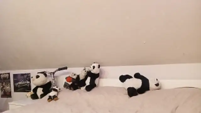 KizzieSchronce live sex cam