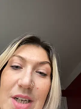 LittleMissEeve live sex cam