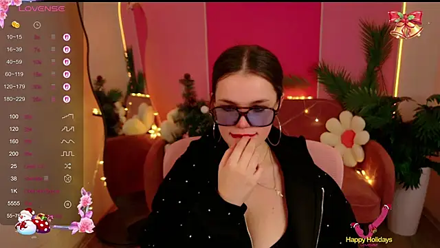 KellyHayden's cam snapshot