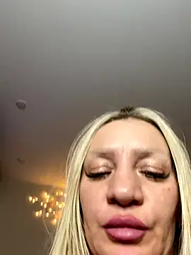 Bellissa_'s cam snapshot