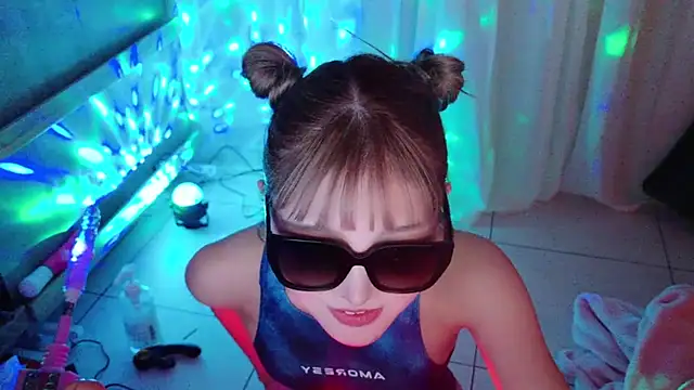 mimitan4545 live sex cam