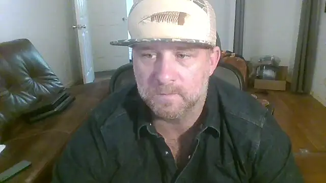 poundyouout69's cam snapshot