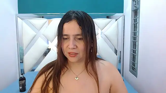 Heidy_Wells live sex cam