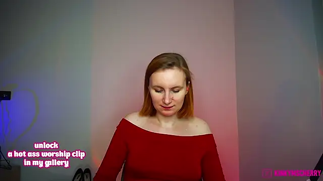 KinkyMissCherry's cam snapshot