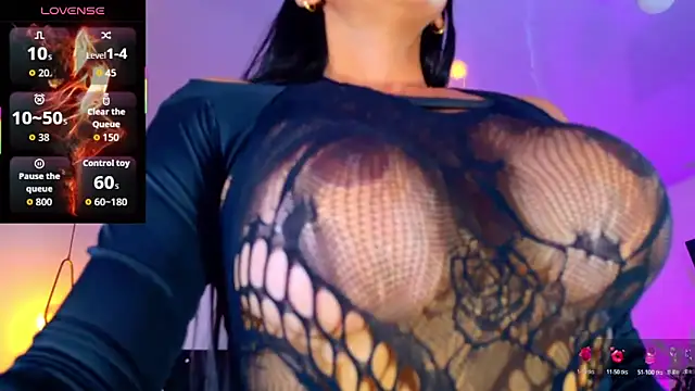 SQUIRT4UMEGAN live sex cam