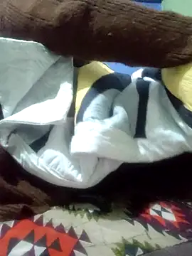 bitch-horny live sex cam