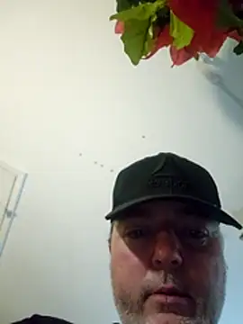 Hotredheadandtoungelasher live sex cam