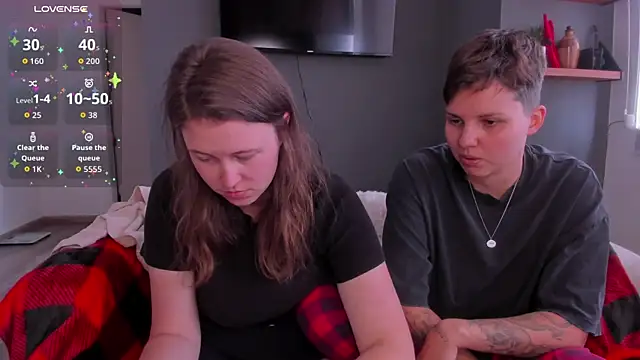 Tenderly_Couple's cam snapshot