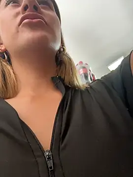 Andrea_19blonde's cam snapshot