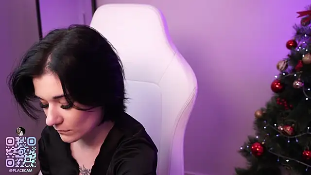 Lucy_Kitten's cam snapshot