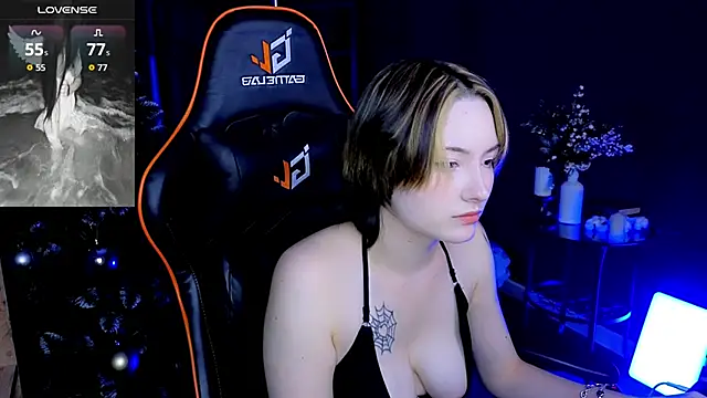 Akemi_Sora_'s cam snapshot