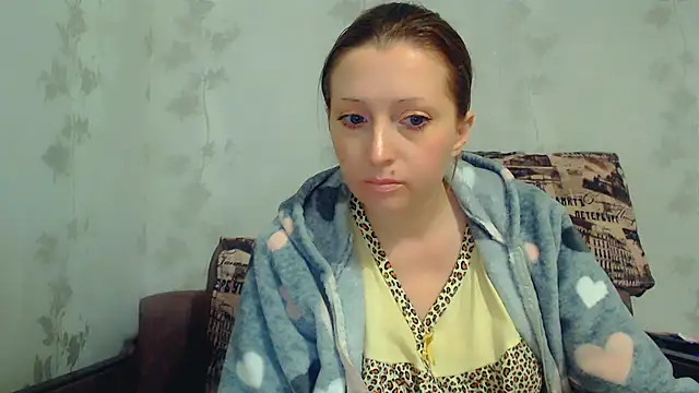 CrystallAngel's cam snapshot