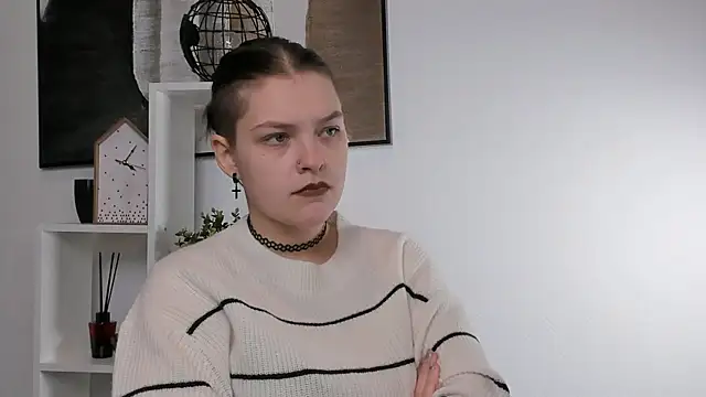 BevHanni's cam snapshot