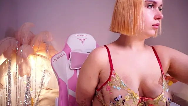 gogo_riley's cam snapshot