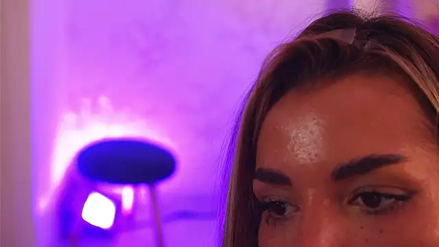 ClaraHazel live sex cam