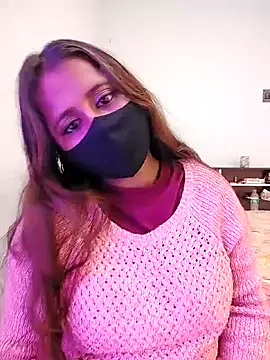 LoveLy-Soneya's cam snapshot