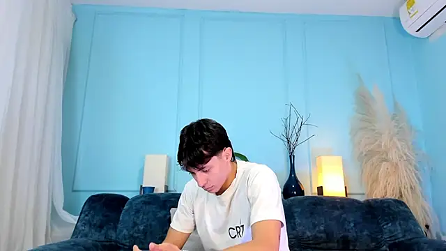 AlessandroDybala's cam snapshot