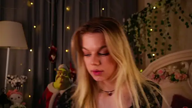 EdlinAlliston's cam snapshot