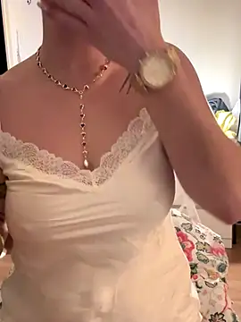 cleopatra-skye live sex cam