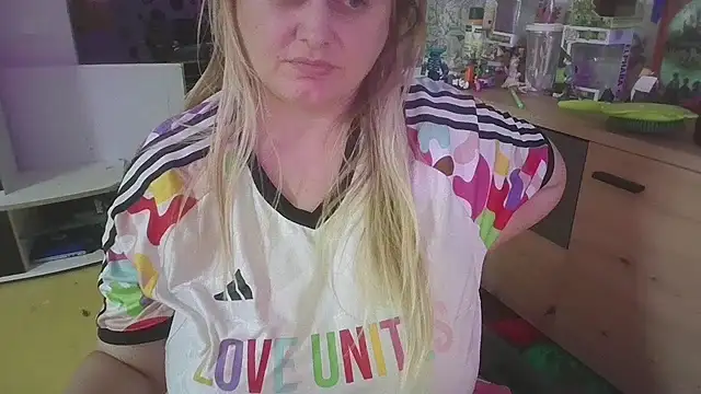 Meliss_Official9's cam snapshot