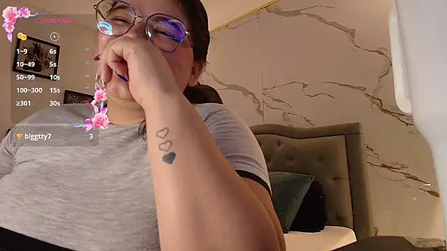 Nina_Rouge7's cam snapshot