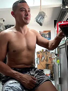 Paul22cm- live sex cam