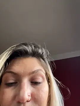 LittleMissEeve live sex cam