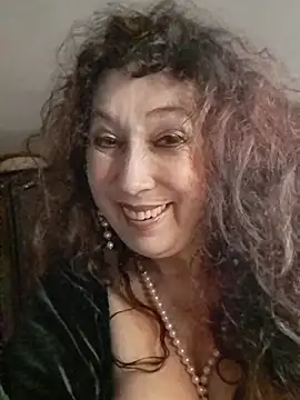 GypsyEsmeralda live sex cam