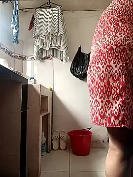 yaneth_'s cam snapshot