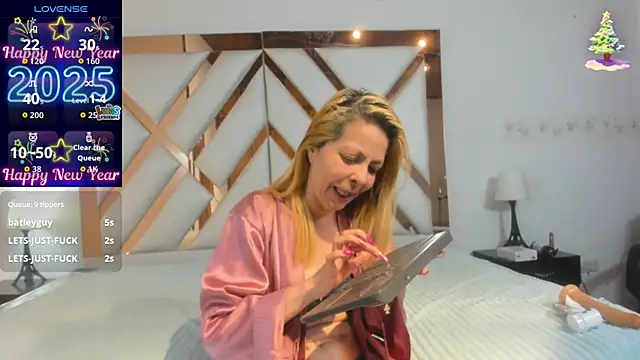 sophia_ny's cam snapshot