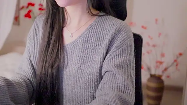 SpiderIily live sex cam