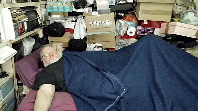 hadeszeuss2's cam snapshot