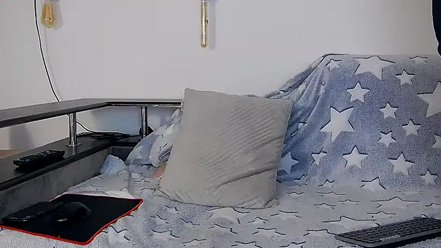 CarterCole's cam snapshot