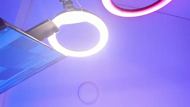 Emiilycollins's cam snapshot