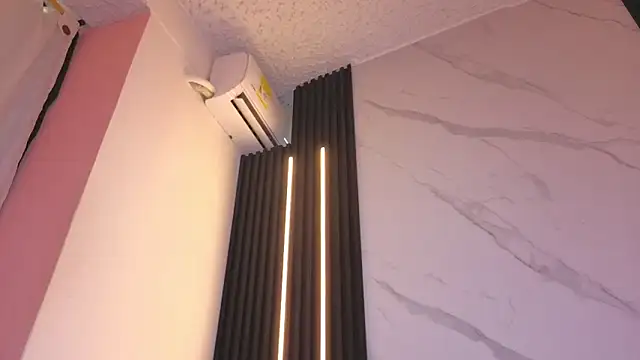 Scarlet_Red_'s cam snapshot