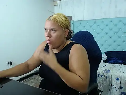 natalia_bigboobs25's cam snapshot