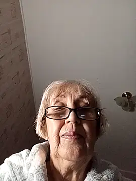 Anatolia5961's cam snapshot