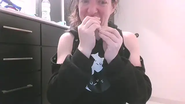 virtualkittenprincess's cam snapshot