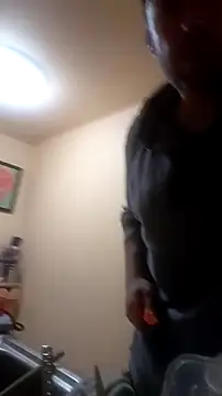 Brucejuce6669's cam snapshot