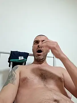 SIRMASTERPORNO's cam snapshot