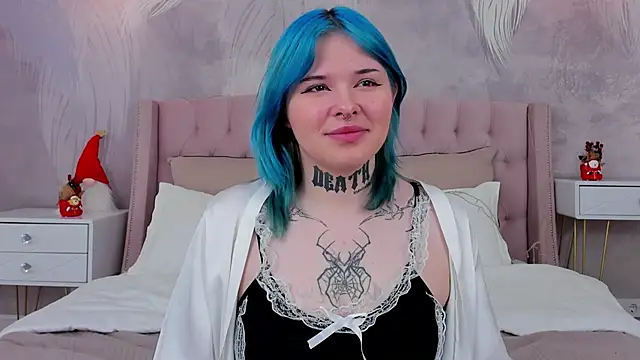 EmmaMalone's cam snapshot