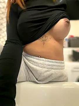 Ambra0531's cam snapshot