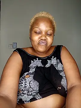 queennapal's cam snapshot