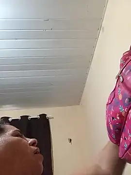 Ravena2290 live sex cam