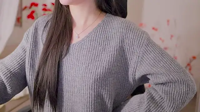 SpiderIily live sex cam