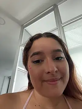 Emily_Jonness_ live sex cam