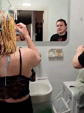 _wikki_'s cam snapshot