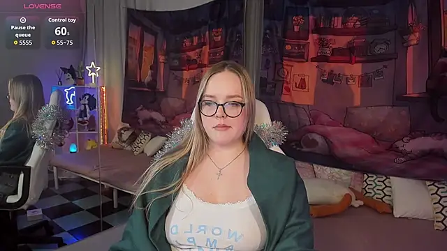 SallyPratt's cam snapshot